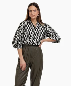 Hot Blouse Havana Coffee Beans Zwart Dessin Dames Blouses